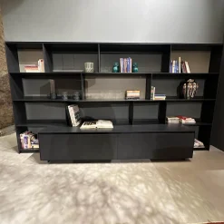 Wohnwand Flat C 9907 E Anthrazit Satiniert Rückwand 3748 Rauchgrau Abdeckplatte 0128 Glas Schwarz