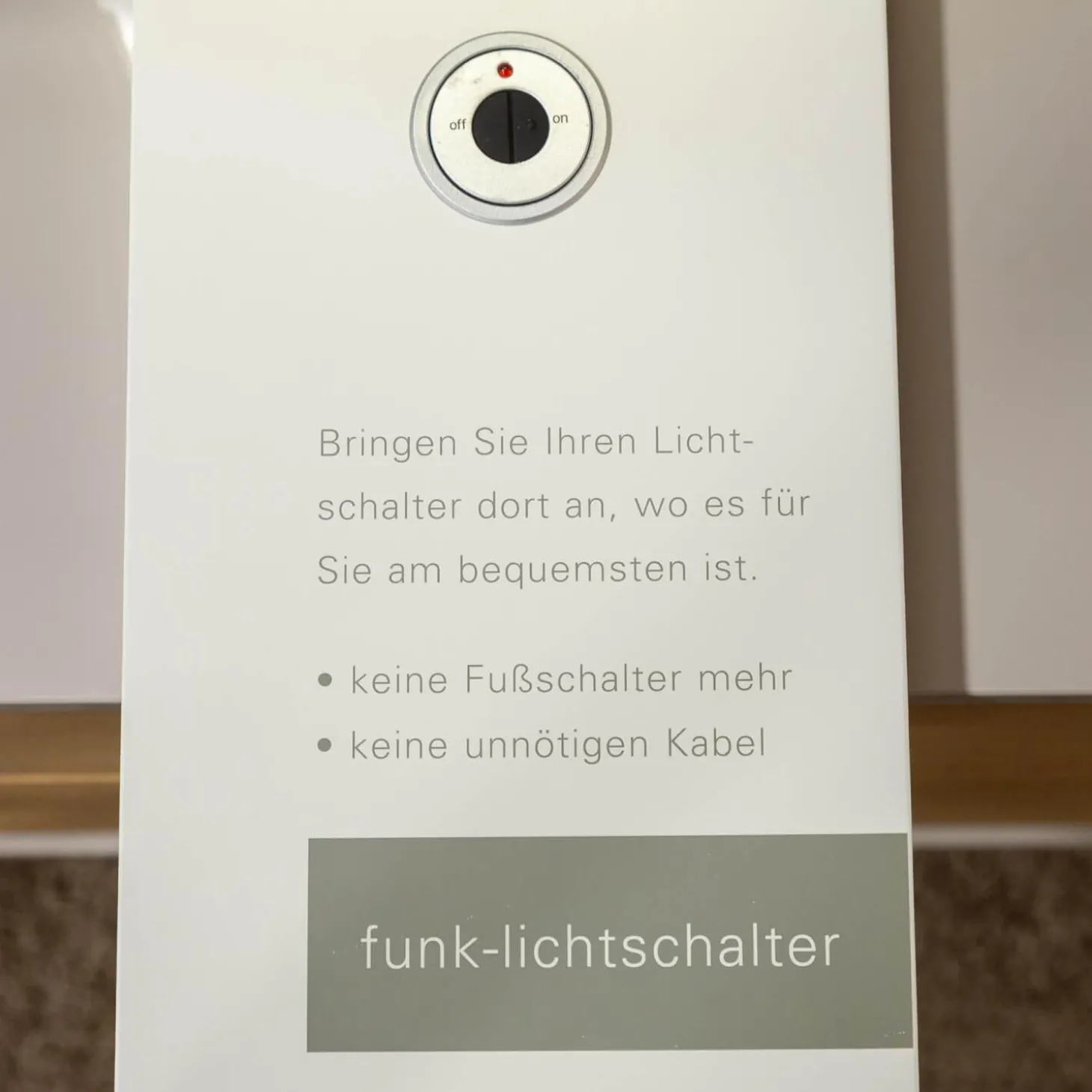 Wohnwand Kara Frame 73029 Lack 2 Grau Absetzung Asteiche Inklusive LED Strahler