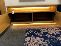 Wohnwand Kitzalm Solid Plus K050 Kernasteiche Natur Furniert Gebürstet Akzentglas Schiefer Grau Inklusive Beleuchtung