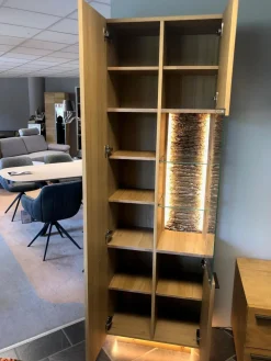 Wohnwand Kitzalm Solid Plus K050 Kernasteiche Natur Furniert Gebürstet Akzentglas Schiefer Grau Inklusive Beleuchtung