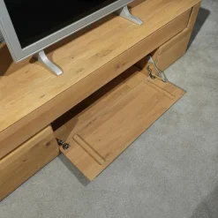 Wohnwand Lavaro Wildeiche Bianco Massiv Geölt Mit Sideboard Und Beleuchtung Ohne Fernseher
