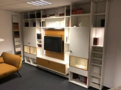 Wohnwand Leto Lack Weiß Wildeiche Furniert mit Beleuchtung