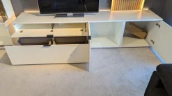 Wohnwand Linera Lack Seidenmatt Weiß Akzente Wildeiche Natur Mit LED Beleuchtung