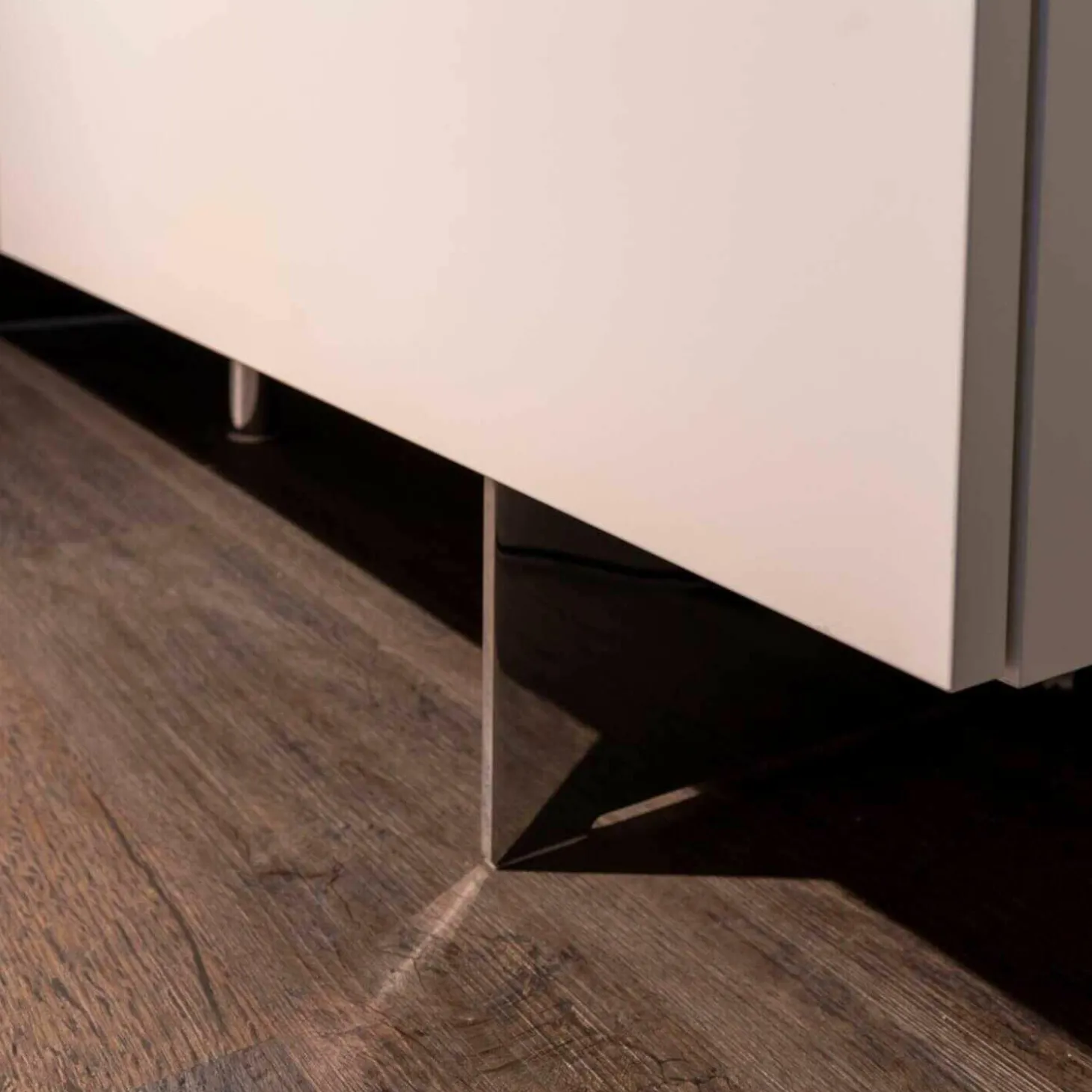 Wohnwand Merano Lack Weiß Eisblau Tip-on-Beschlag Grifflos