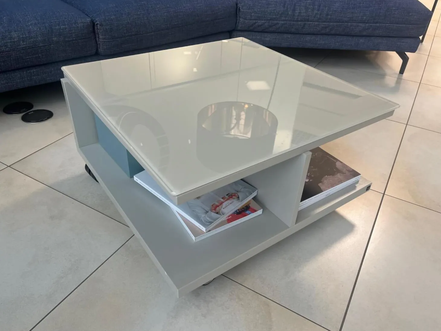 Wohnwand Now Vision C18 Lack Seidengrau Hochglanz Akzent Kernnussbaum Inklusive Couchtisch