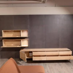 Wohnwand Puro 109 368 Asteiche Gebürstet Weiß Geölt Metall Sockel Schwarz Matt Mit Glaseinlage Und Beleuchtung