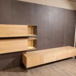 Wohnwand Puro 109 368 Asteiche Gebürstet Weiß Geölt Metall Sockel Schwarz Matt Mit Glaseinlage Und Beleuchtung