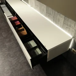 Wohnwand Scala Glasoberfläche Snow Weiß Satiniert Stofffront SF Silber Mit Soundsystem Und Beleuchtung