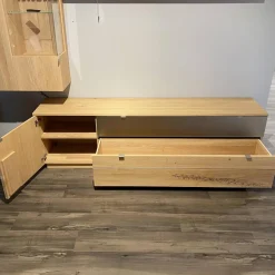 Wohnwand Signatura Rustikale Asteiche Bianco Akzente In Satinierten Bronzeglas Nickelfarbig Nickelfarbig