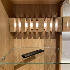 Wohnwand Signatura Rustikale Asteiche Bianco Akzente In Satinierten Bronzeglas Nickelfarbig Nickelfarbig