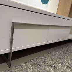 Wohnwand Vision Eiche Weiß Geölt Tv-Board Weiß Lackiert Füße Metall Ohne Bild