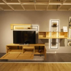 Wohnwand WM 1880 Wildeiche Massiv Soft Gebürstet Mit LED-Beleuchtung