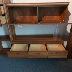 Wohnwand Xeno Nussbaum Massiv