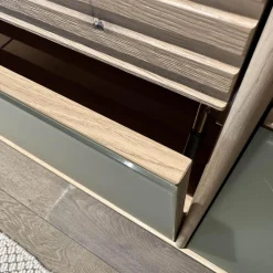 Wohnwandkombination Lina Eiche Massiv Gebürstet Weiß Geölt Glas Matt Salbei Mit Schreibplatz