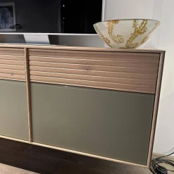 Wohnwandkombination Lina Eiche Massiv Gebürstet Weiß Geölt Glas Matt Salbei Mit Schreibplatz